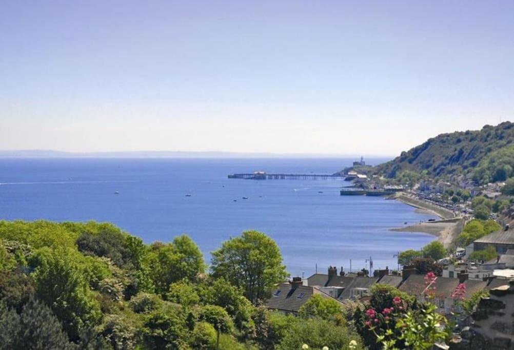 Mumbles - Modern Apartment With Panoramic Sea Views Oystermouth 외부 사진