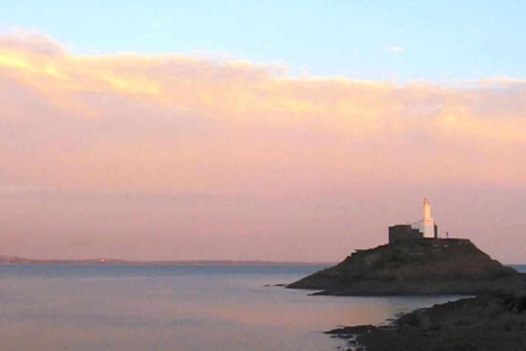 Mumbles - Modern Apartment With Panoramic Sea Views Oystermouth 외부 사진